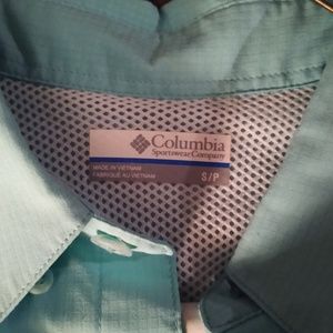 Columbia Sportswear long sleeve fishing shirts